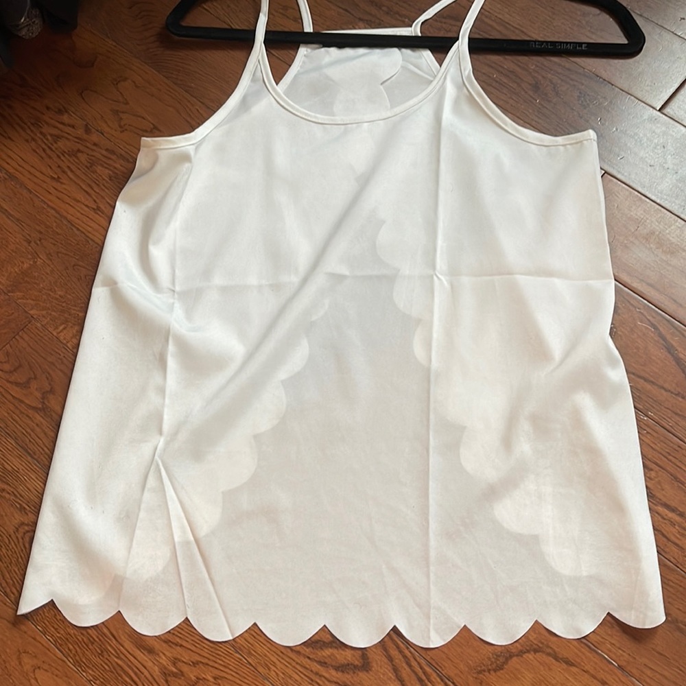 Scallop open back tank